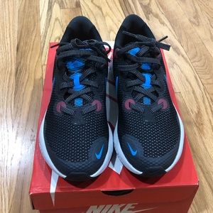 Used Big kid sneaker